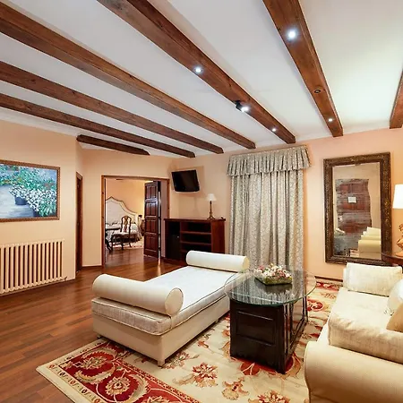 Rigat Park & - Adults Recommended